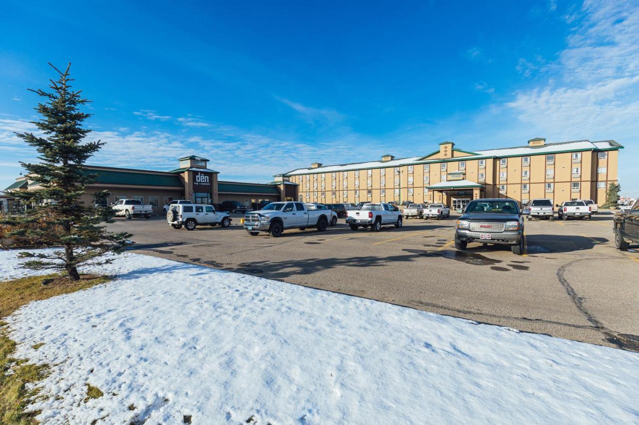 Service Plus Inns And Suites Grande Prairie Exterior foto